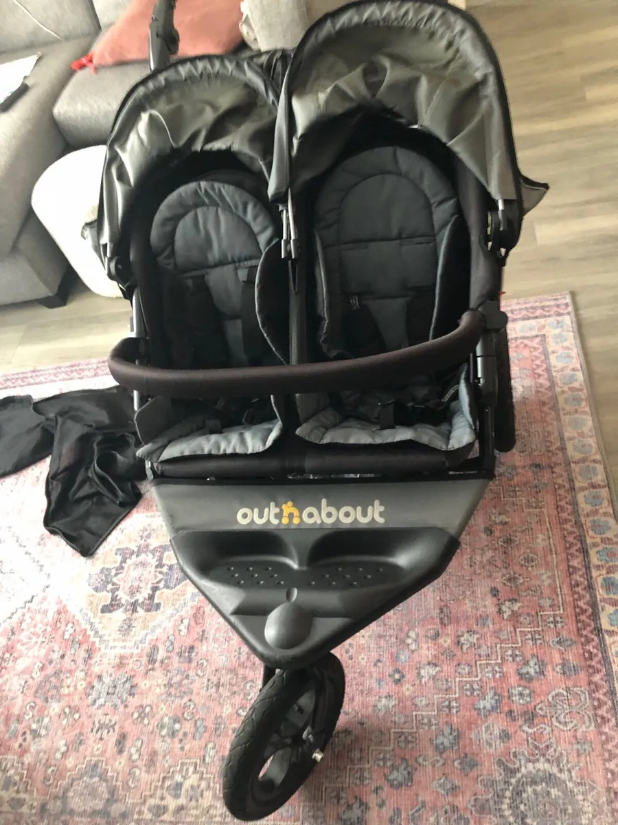 Double Out and About Nipper with accessories - Image 4