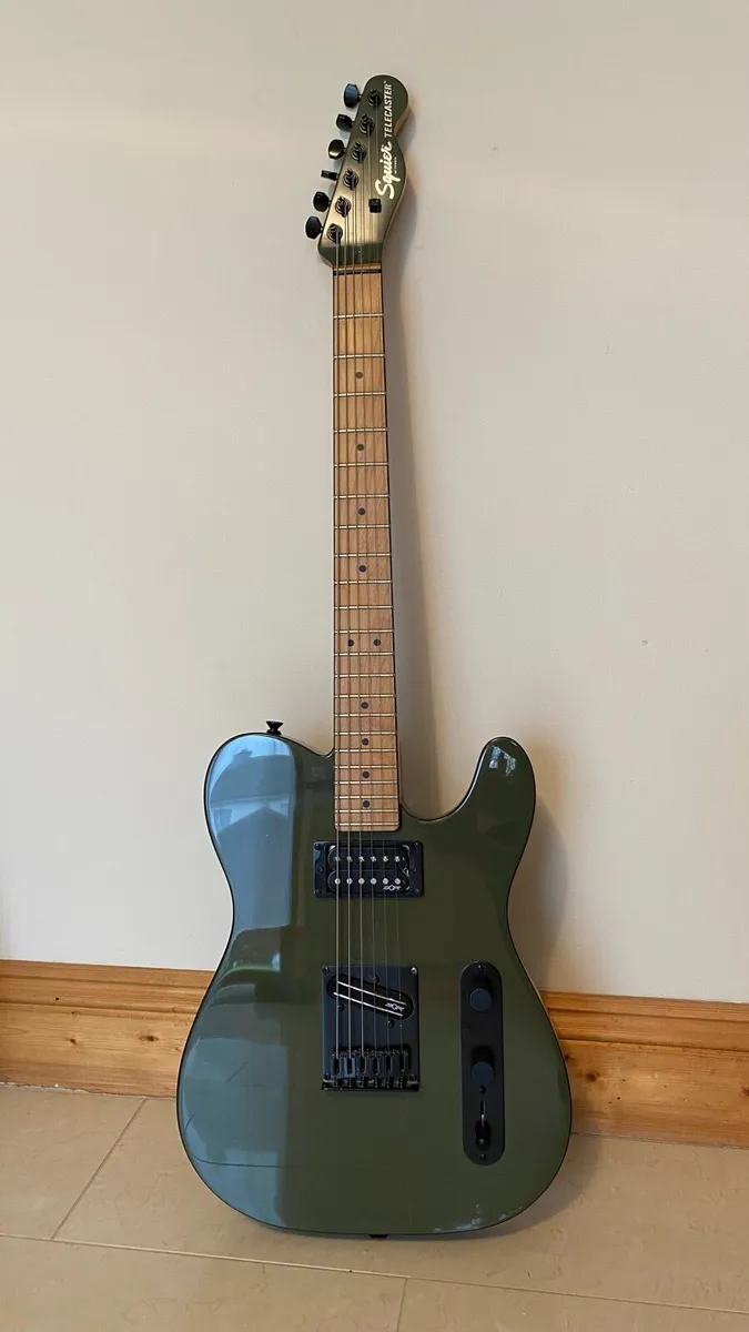 Squier Telecaster & Amp - Image 1