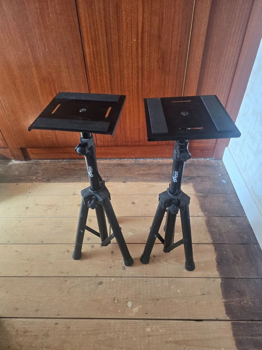 Stagg Adjustable Speaker Stands (Pair) - Image 3