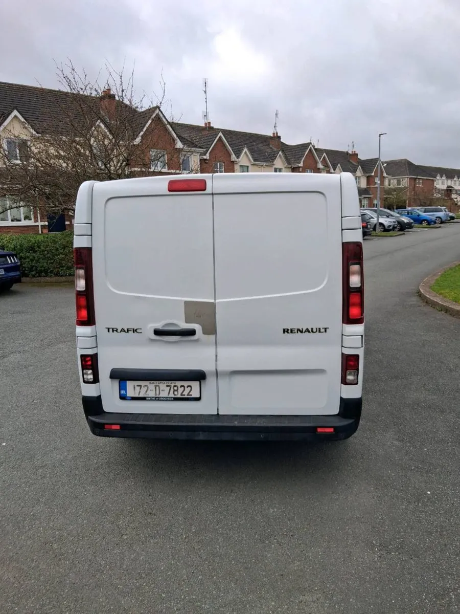 2017 Renault traffic business + - Image 3