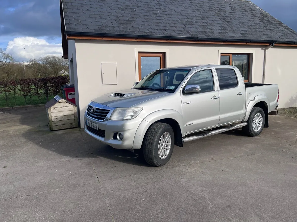 Toyota hilux - Image 3
