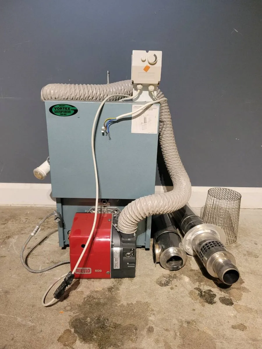 Oil boiler - Image 1