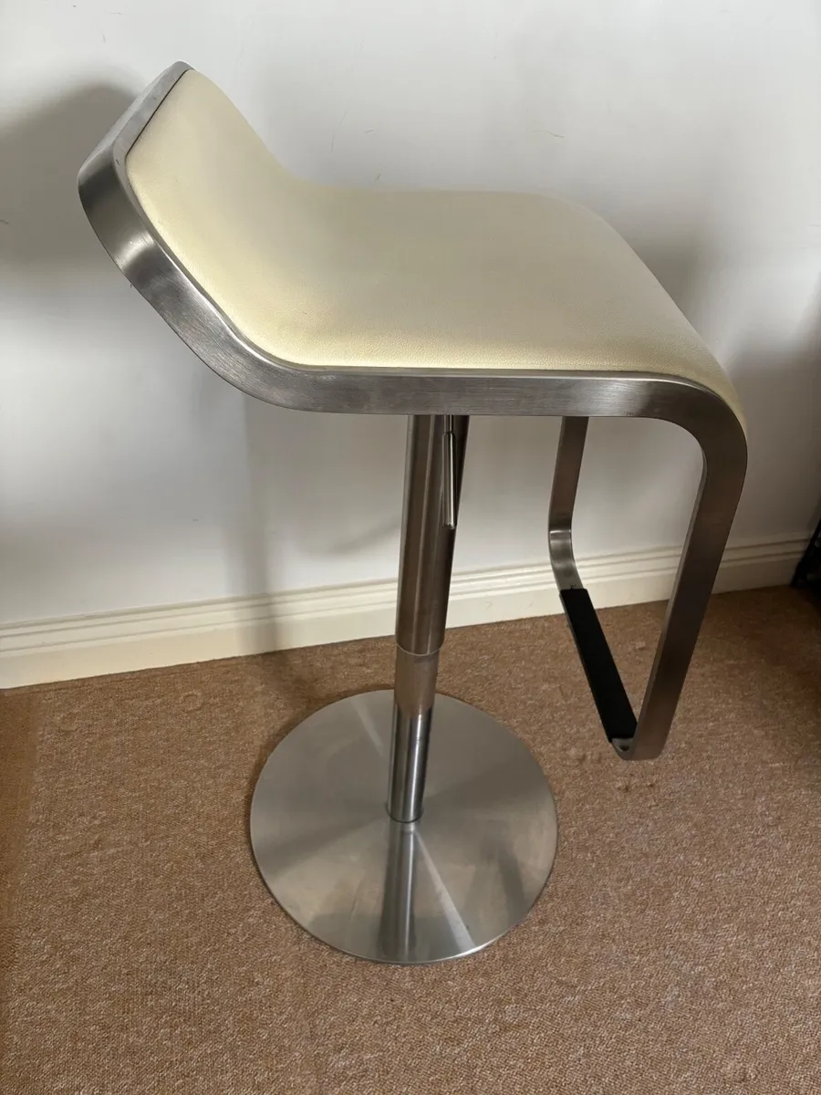 2 x Kitchen stools for sale Dun Laoghaire - Image 1
