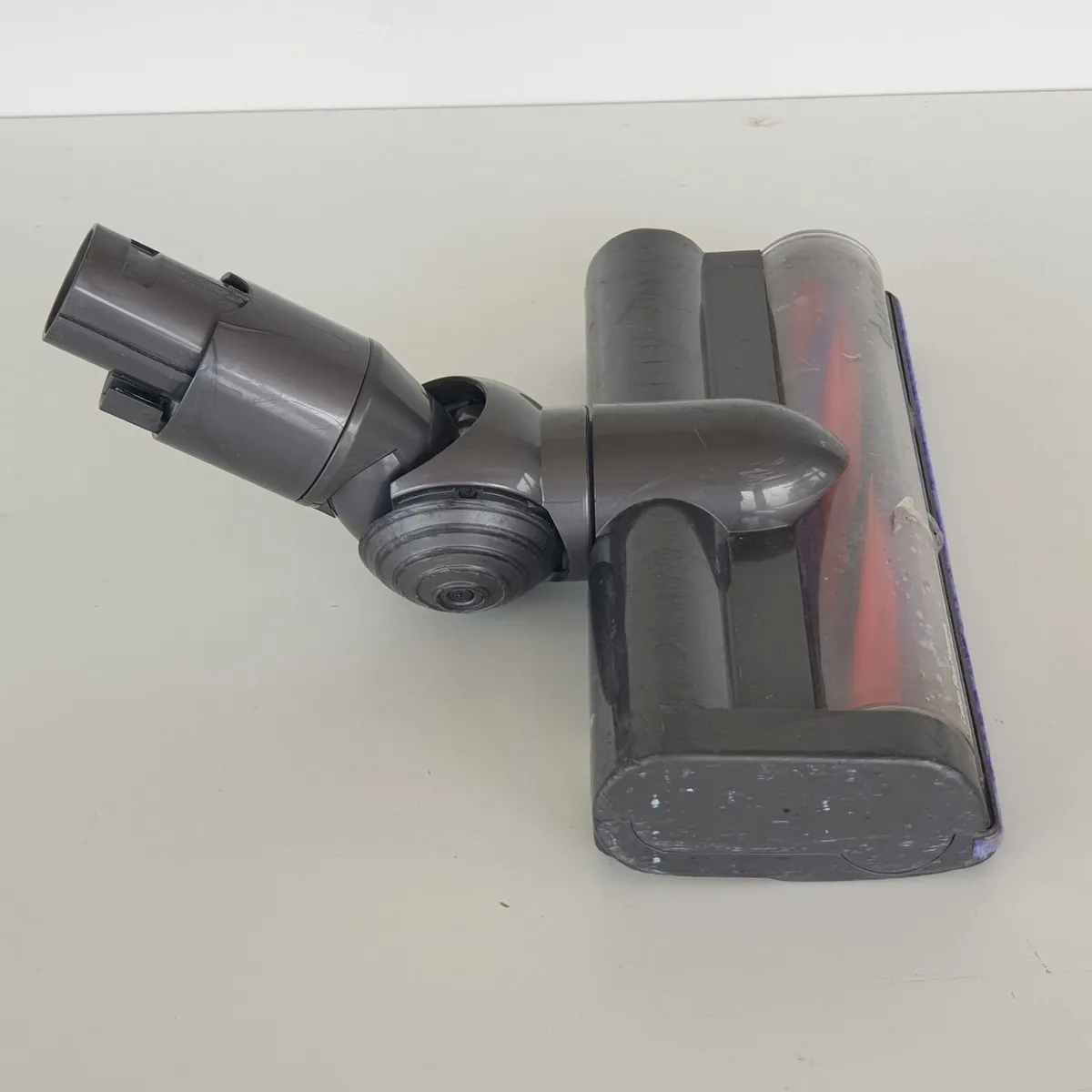 Dyson V6 DC58 motor brush head handheld vacuum - Image 3