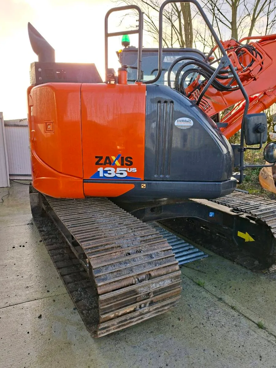 Hitachi 135 US 2019 - Image 2