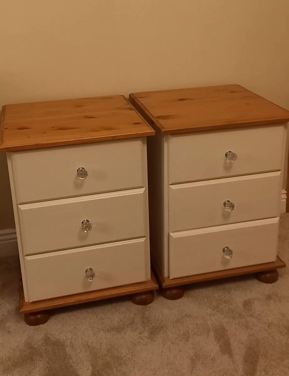 Bedside locker - Image 1