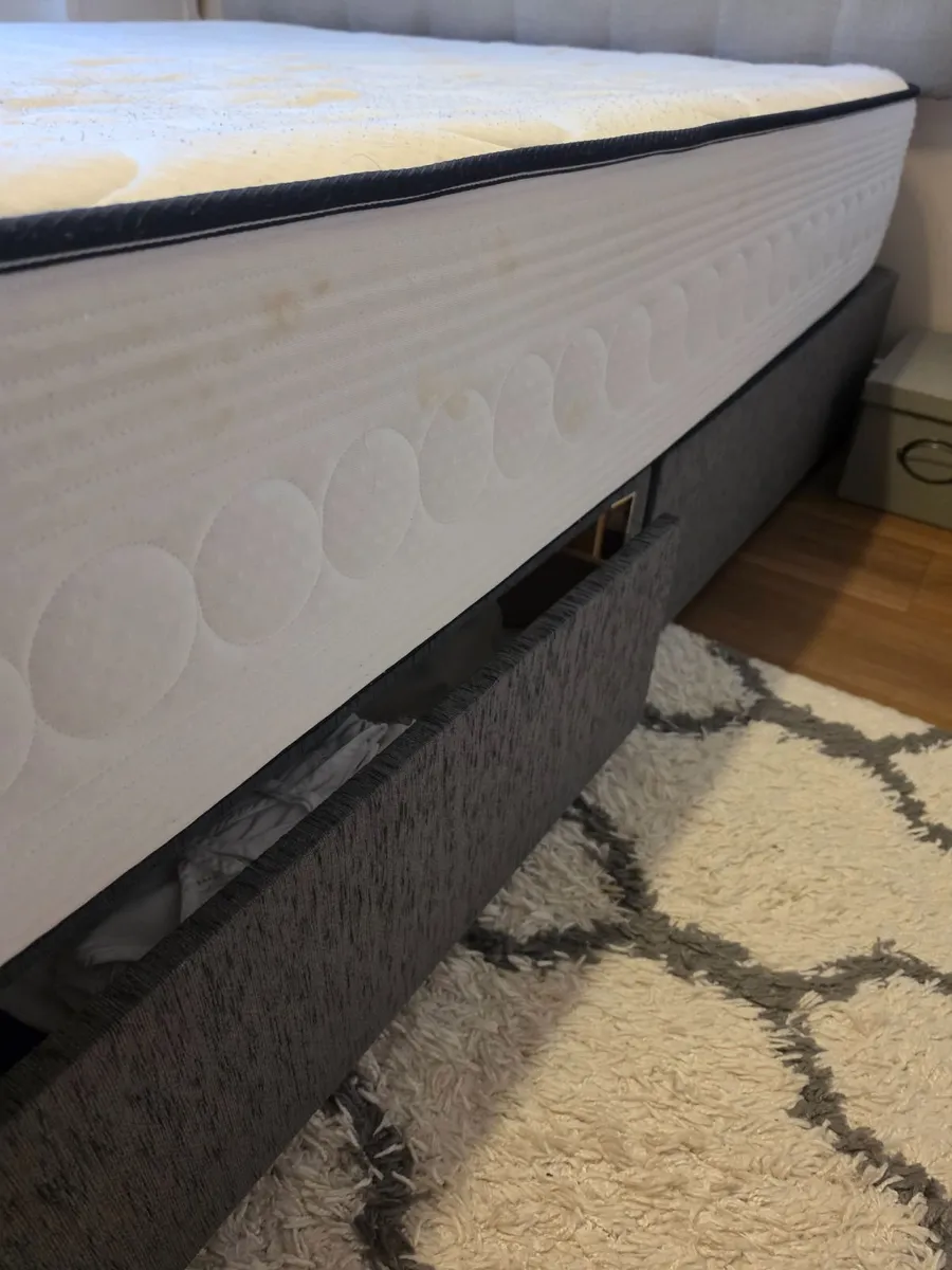 King size bed and mattress - Image 3