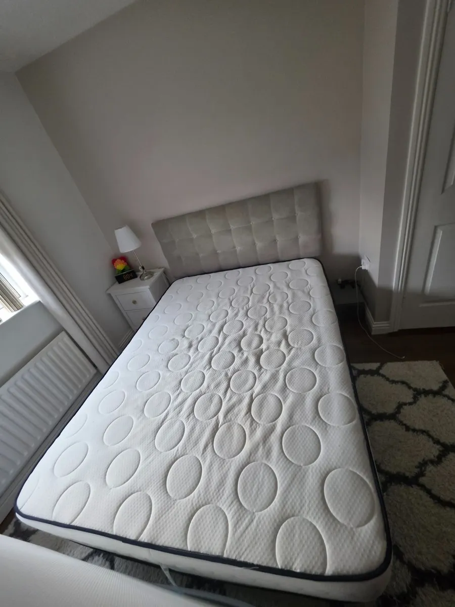 King size bed and mattress - Image 4
