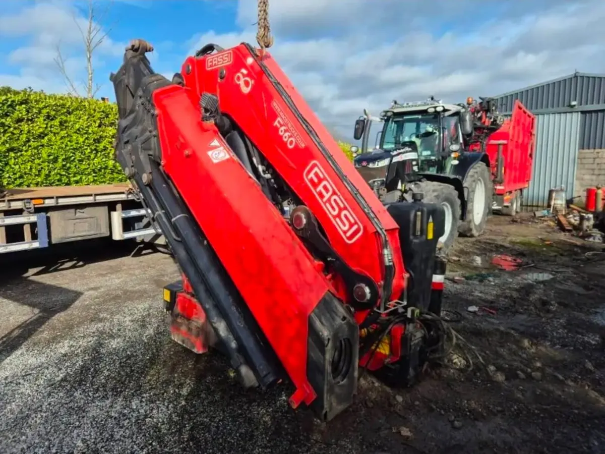 Fassi 660 crane - Image 2