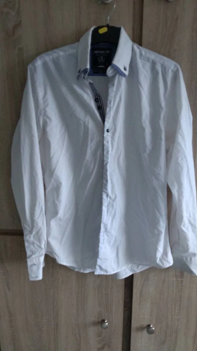 Shirt size XL but in my opinion it is more L - Image 1