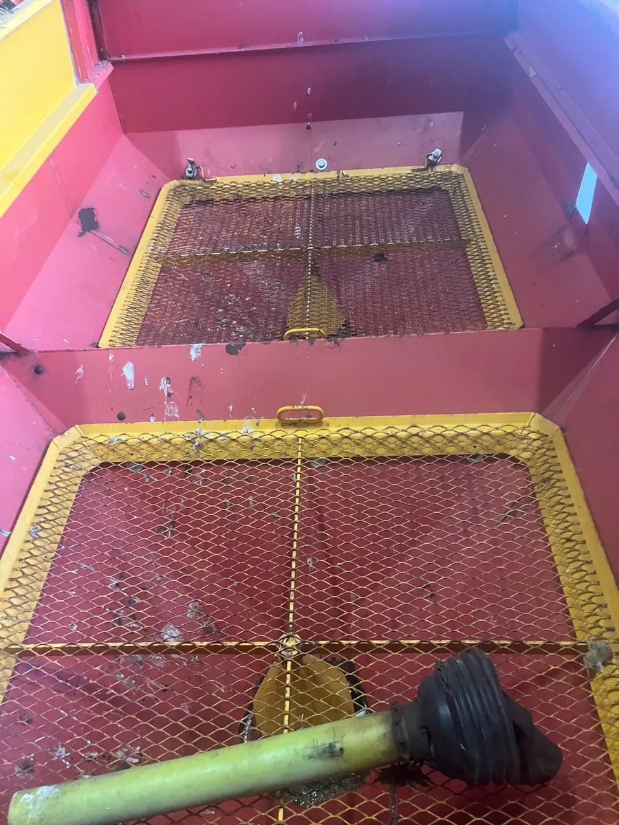 Bogballe fertilizer spreader - Image 3