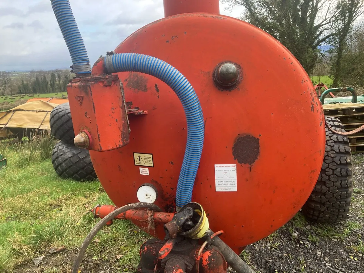 Slurry tanker - Image 3