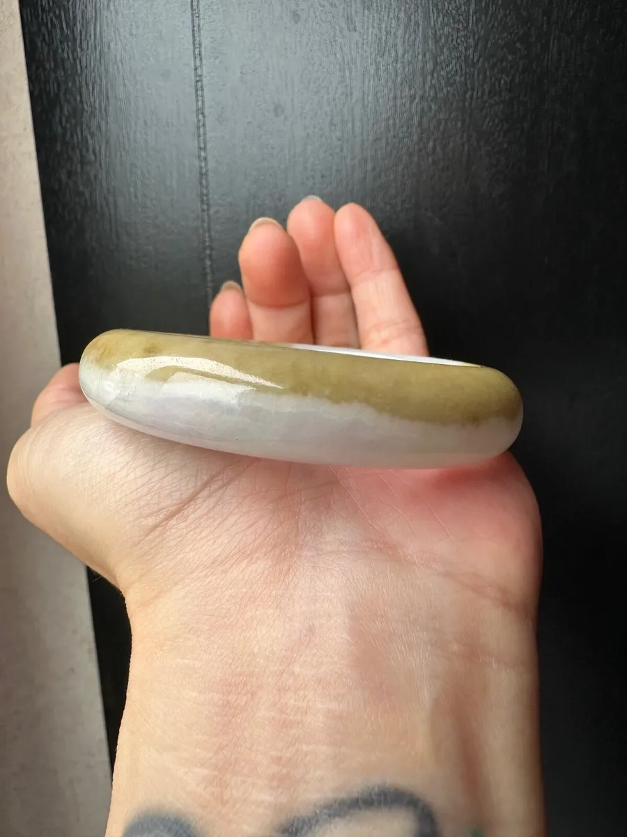 Grade A Burma Jadeite Jade bangle 53mm - Image 4