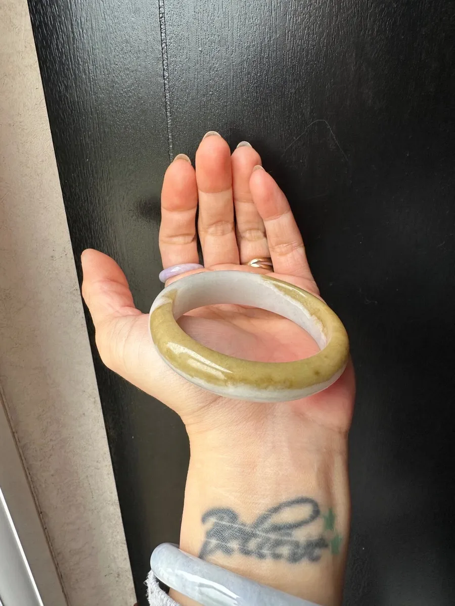 Grade A Burma Jadeite Jade bangle 53mm - Image 2