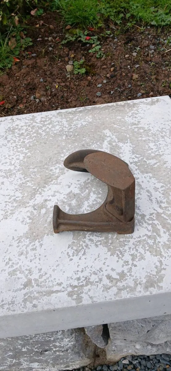 Cobblers last - Image 2