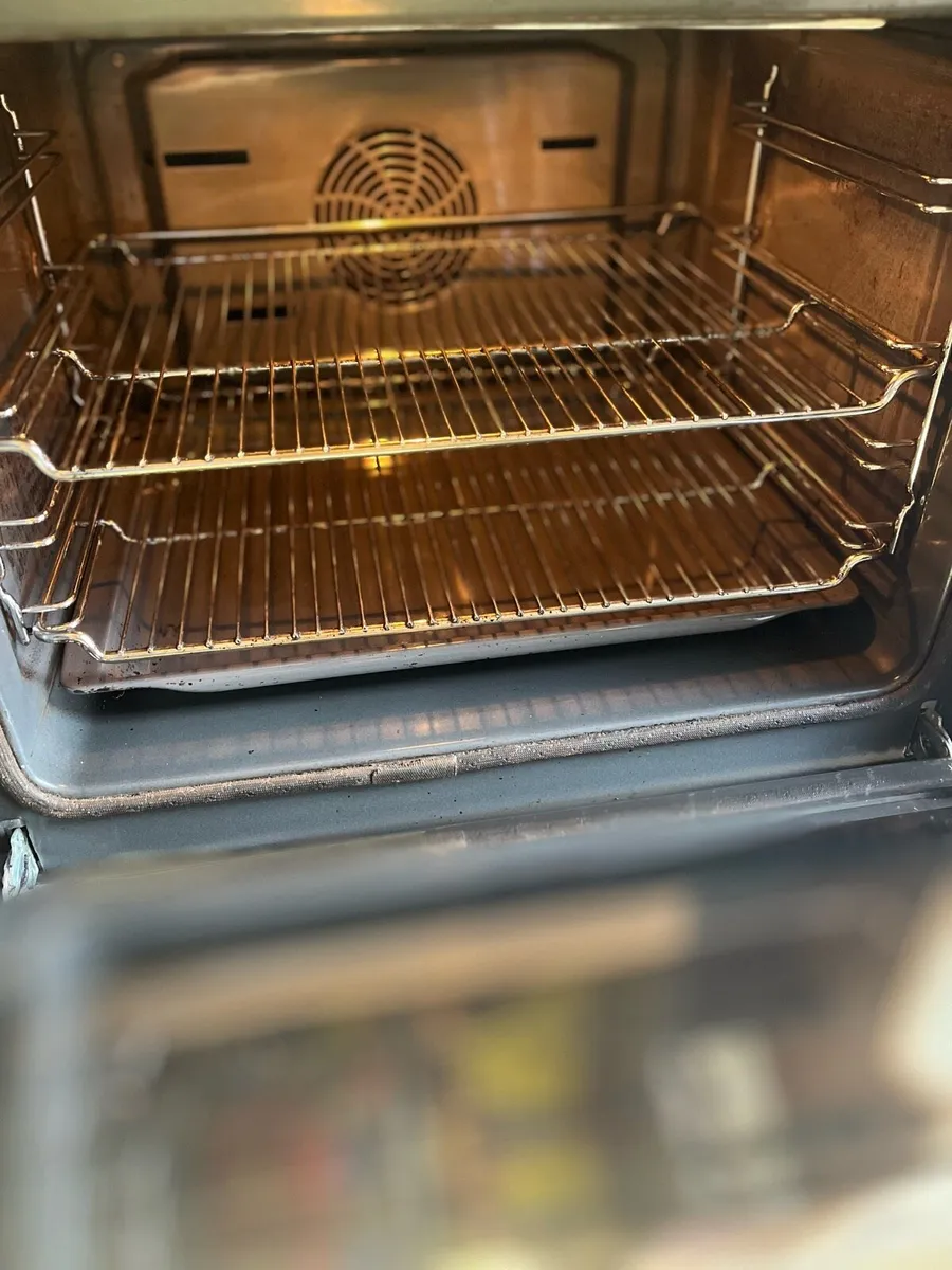 NEFF  OVEN - Image 2