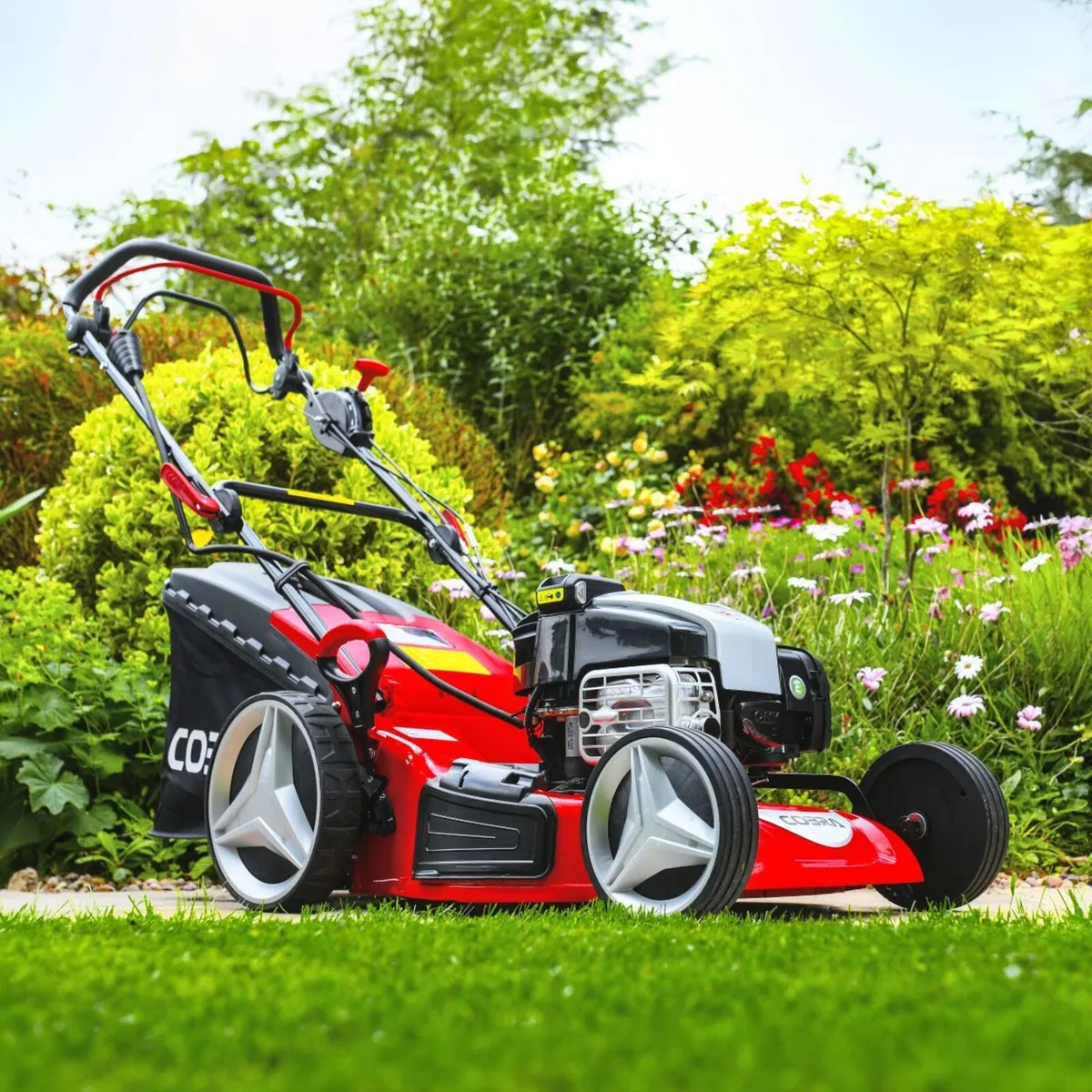 20" Aluminium Deck & B&S InStart Lawnmower - Image 1