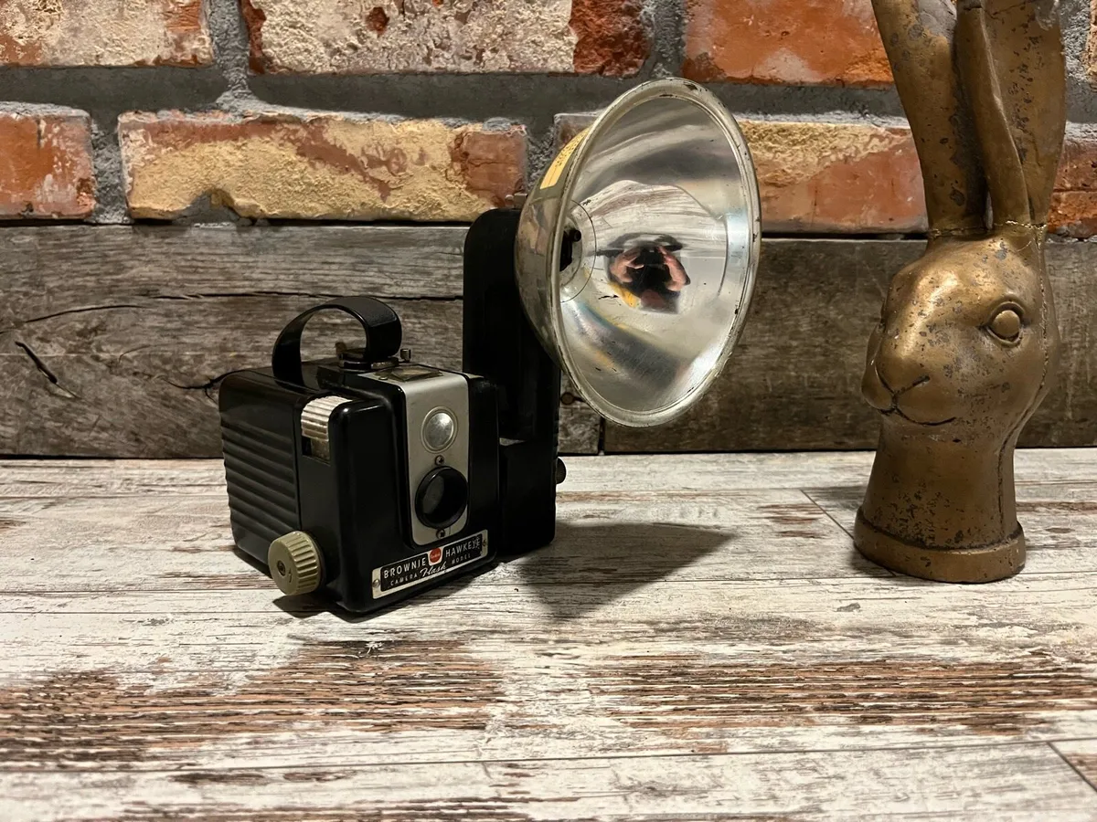 Vintage camera - Image 1