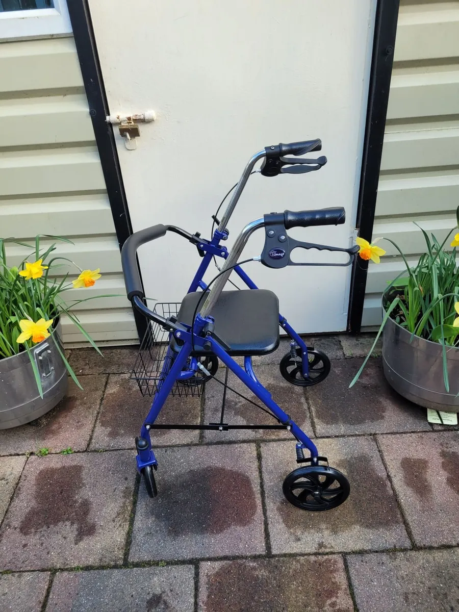 Walker Rollator - Image 1