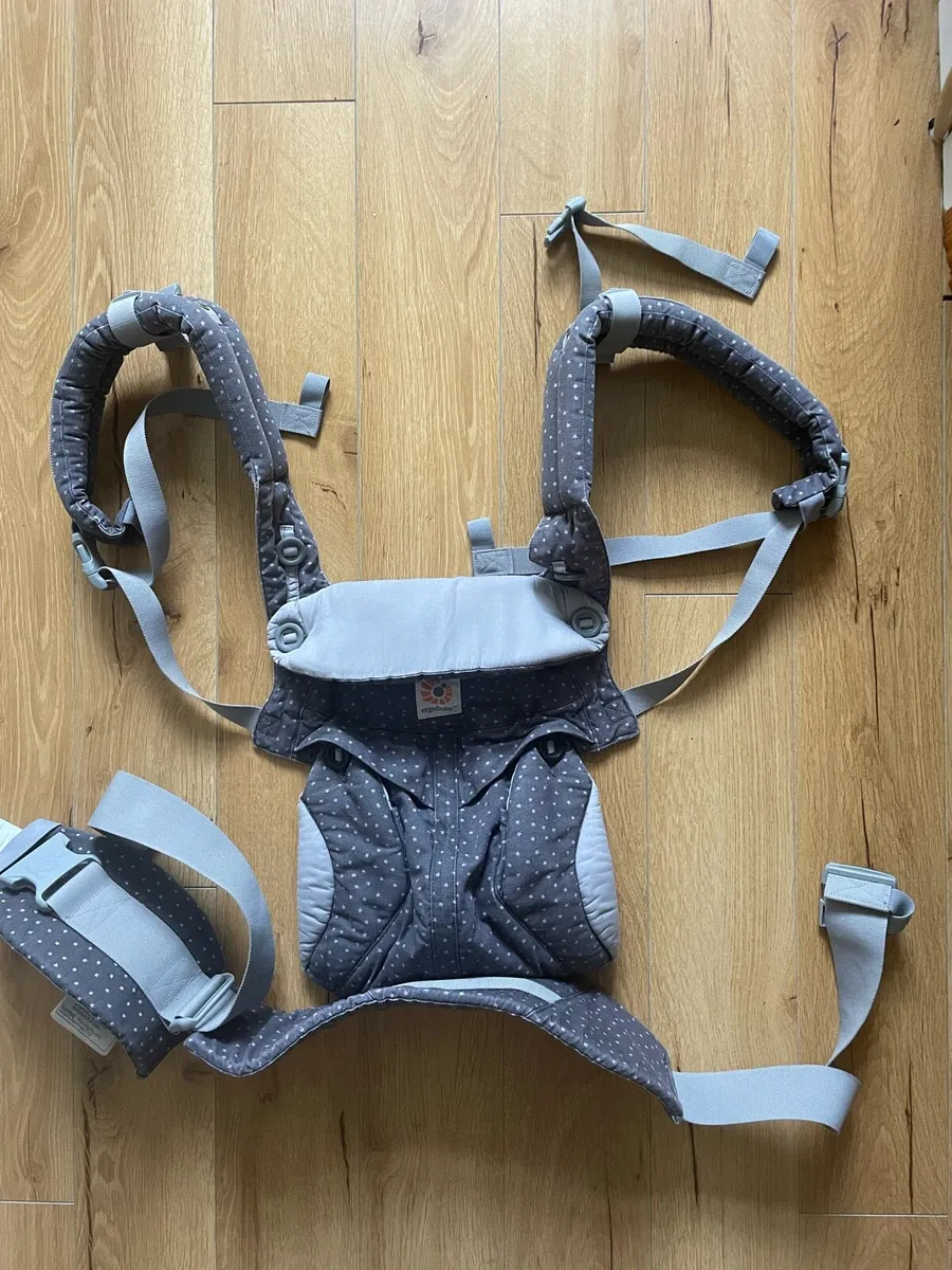 Ergobaby Omni 360 Baby Carrier - Image 1