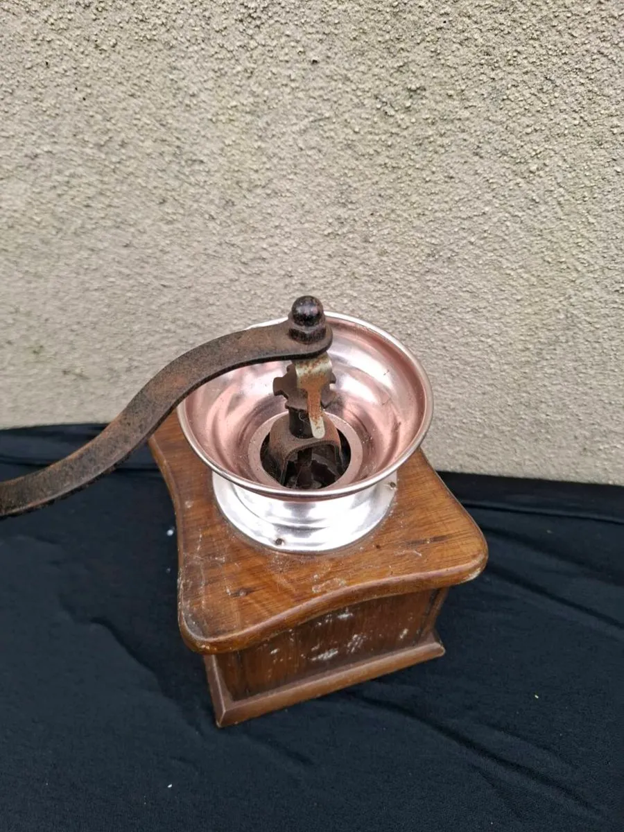 Old coffee grinder postage possible - Image 2