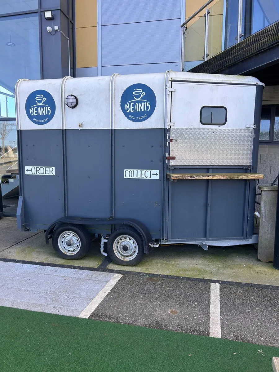 Coffee Trailer Horsebox. - Image 1