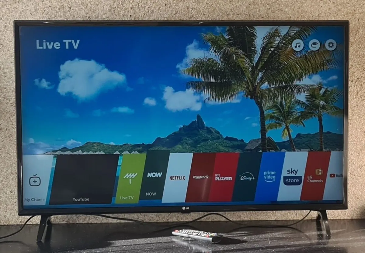 LG 43" 4K Smart TV - 43UJ634V - Perfect Working - Image 1