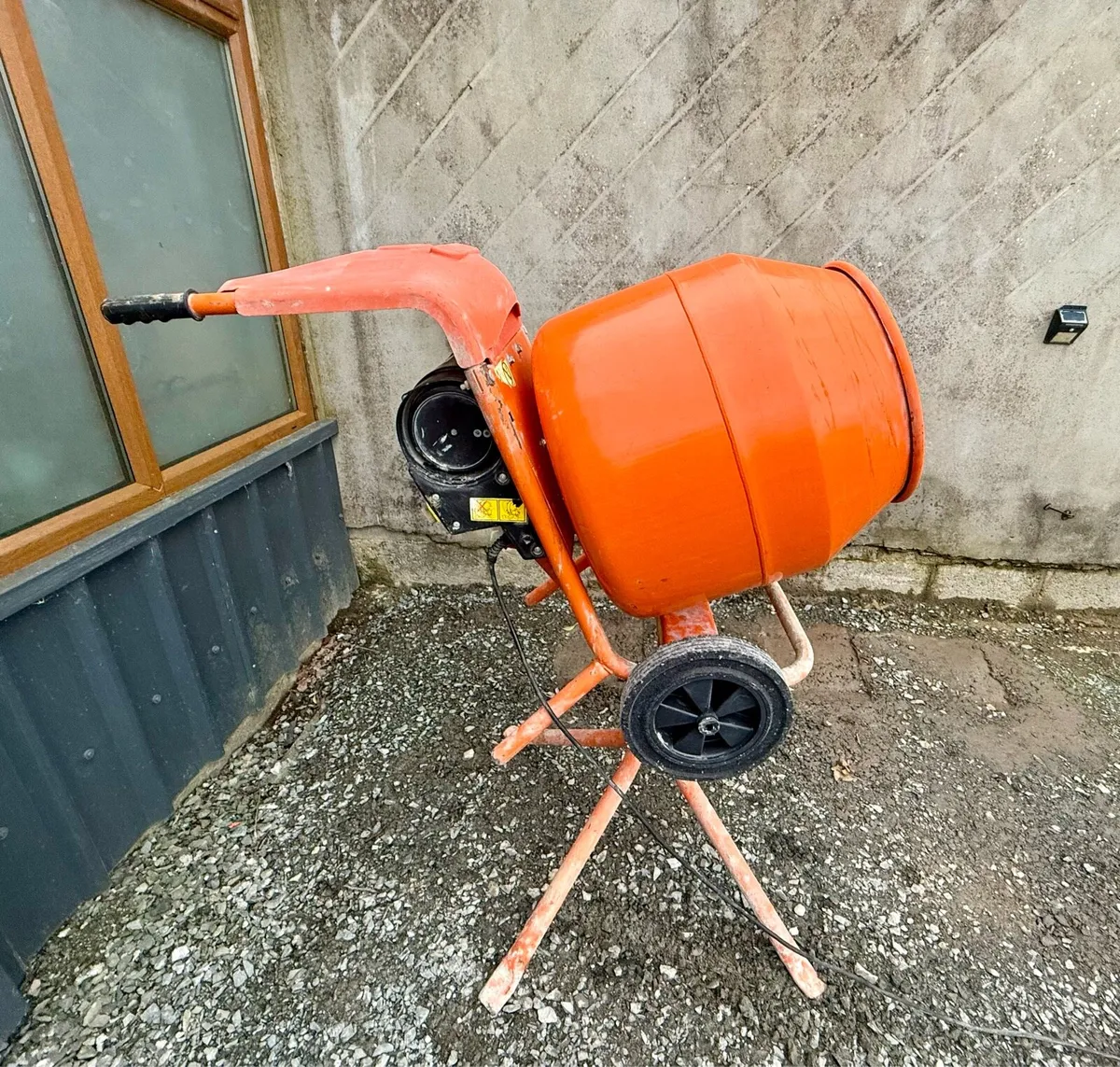 ** AS NEW BELLE 110V ELECTRIC CEMENT MIXER ** - Image 2