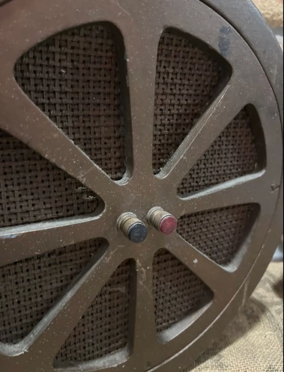 Vintage  Speaker - Image 2
