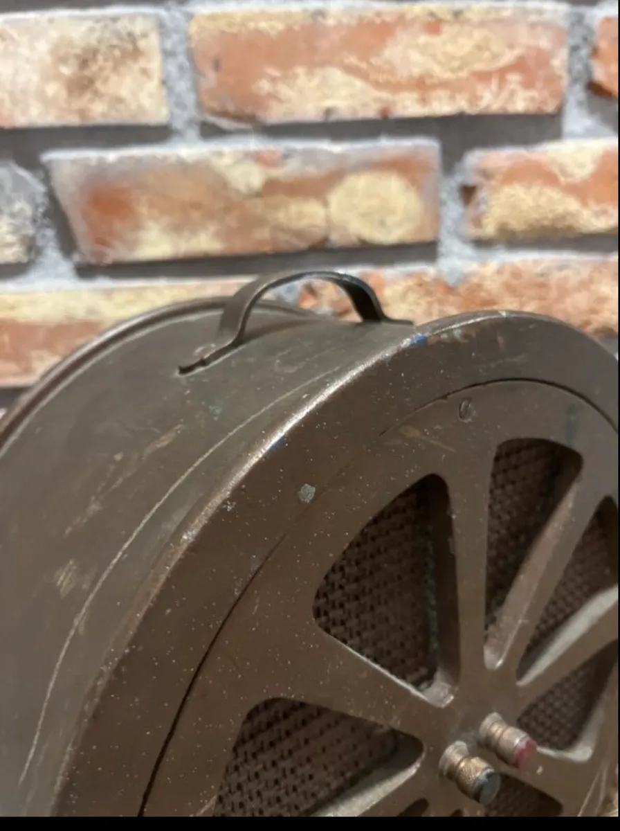 Vintage  Speaker - Image 3