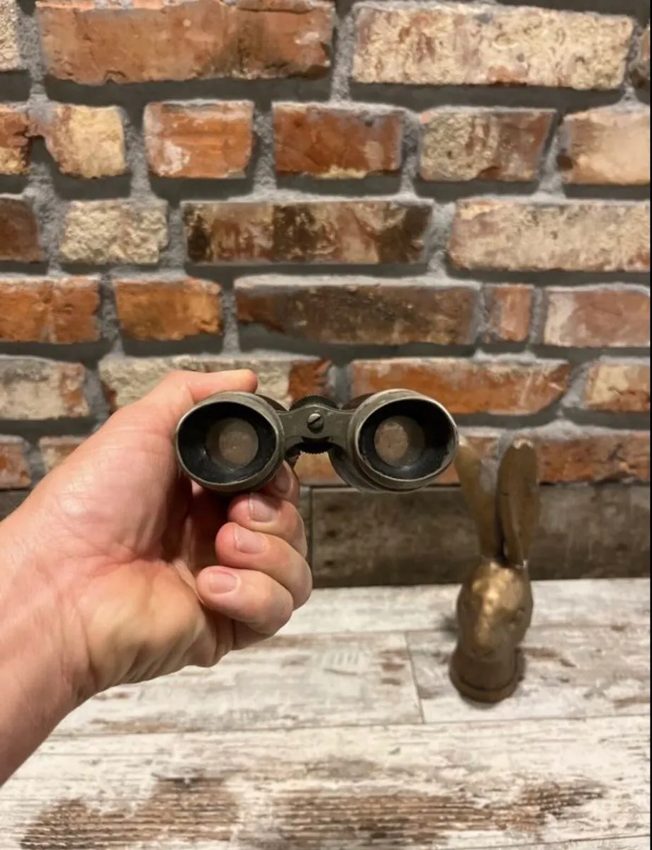 Vintage binoculars - Image 4