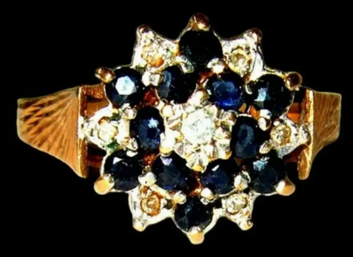 Vintage Hallmarked 14ct Gold/Diamond Cluster - Image 1