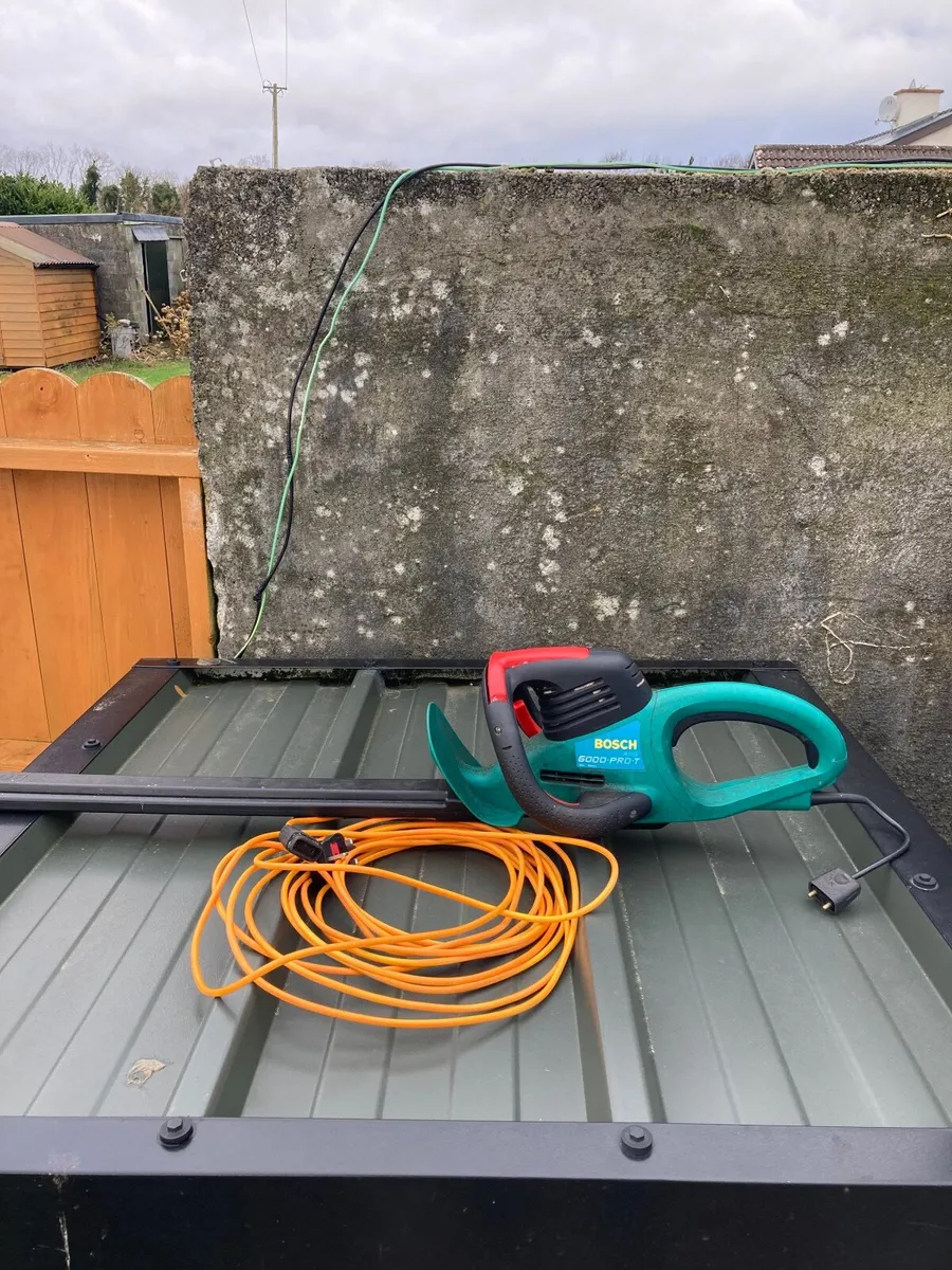 Bosch Electric Hedge Trimmers