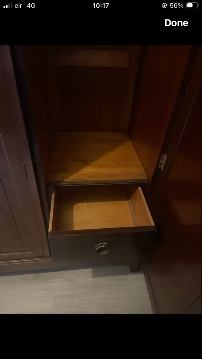 Wardrobe Antique - Image 1