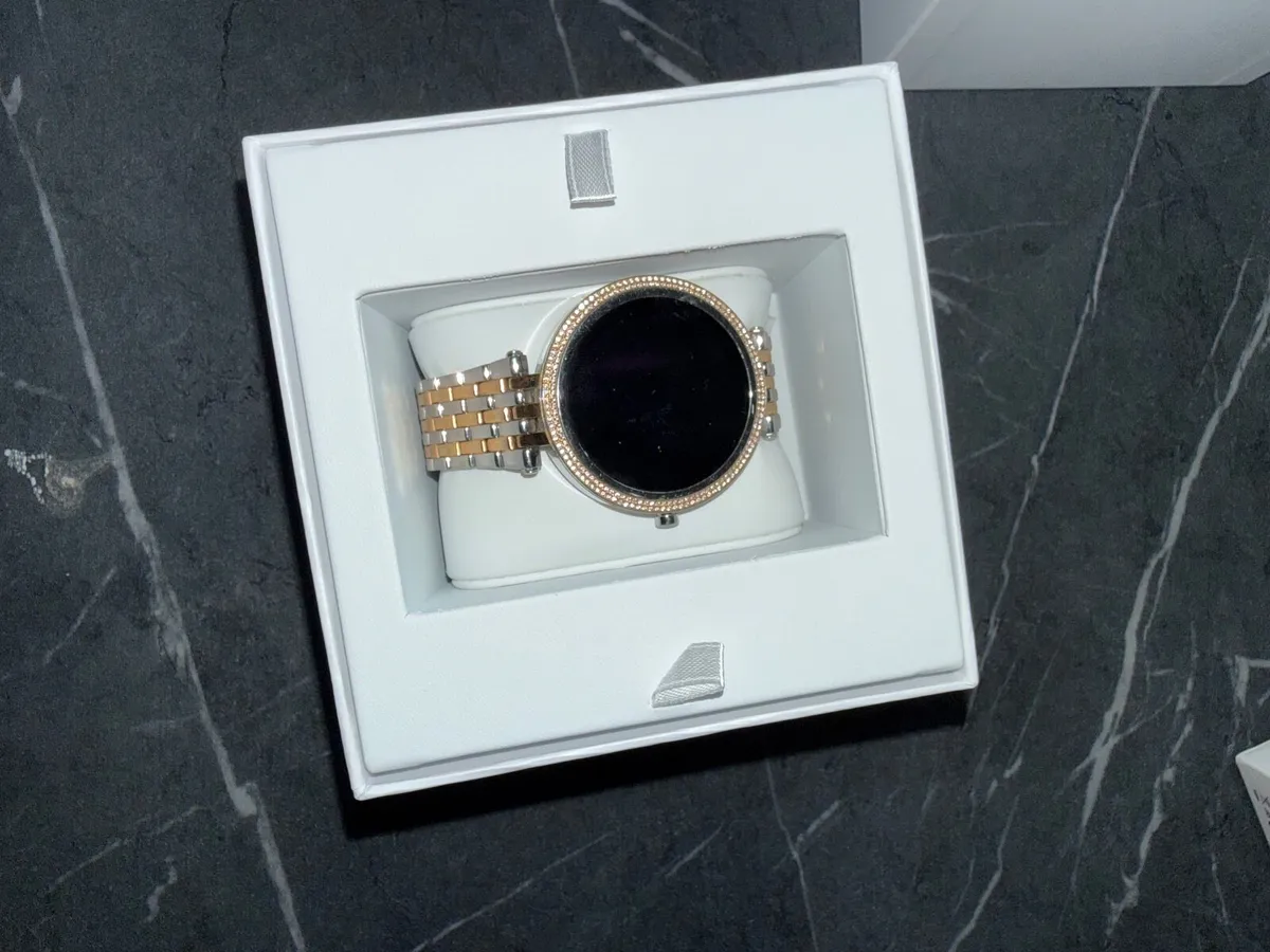 Michael Kors Access Smartwatch - Image 2