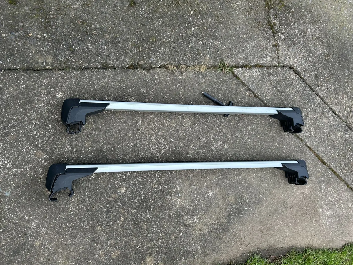 Tarraco Roof Bars - Image 1