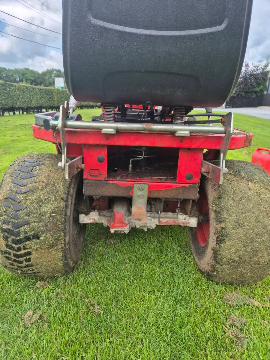 Countax c600 ride on mower - Image 2