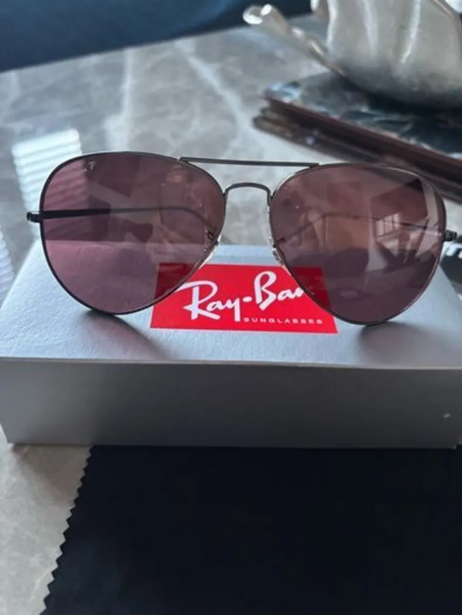 Ray Ban RB3689 Sunglasses Gunmetal Polarised 62mm - Image 1