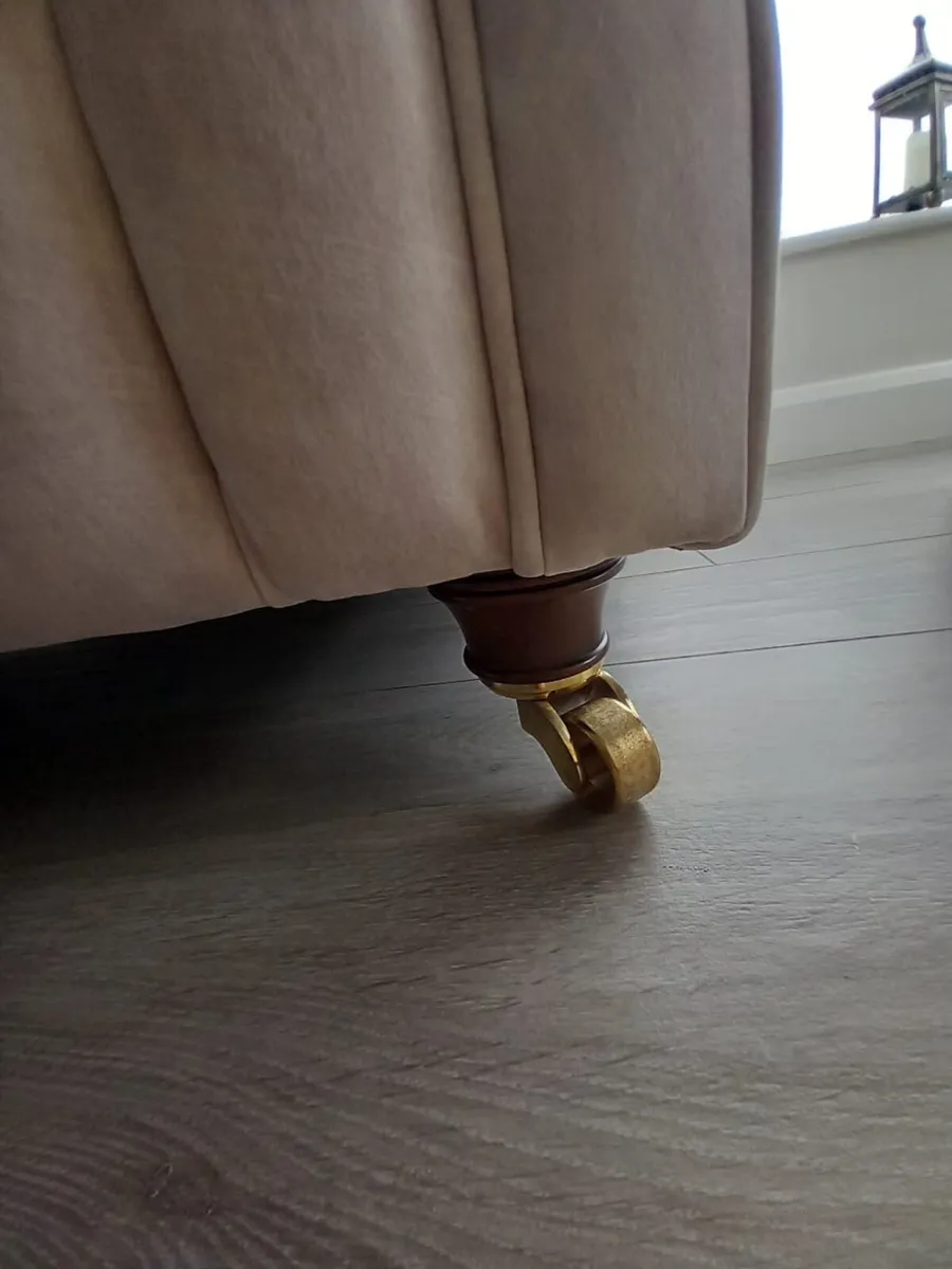 High Quality 2-Seater Sofa – Excellent Condition - Image 3