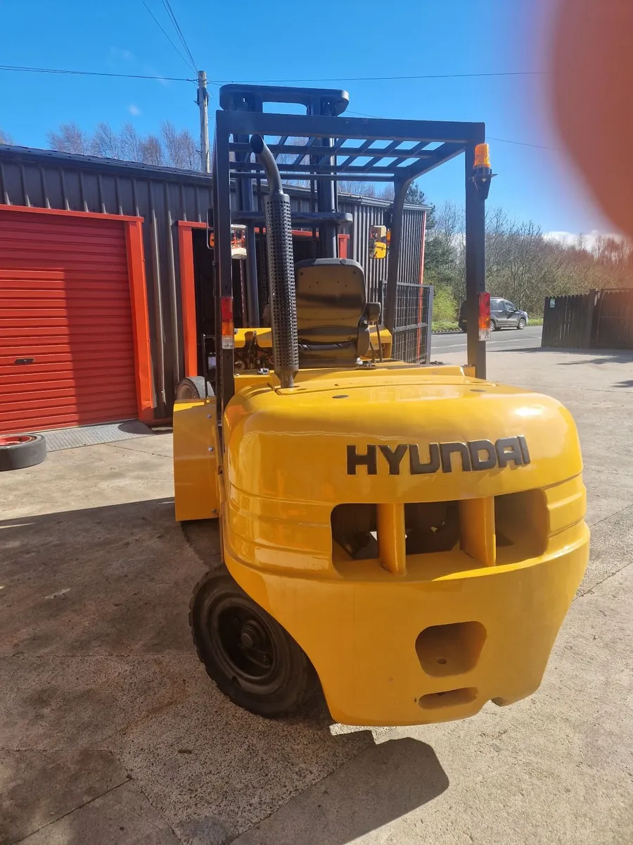 FORKLIFT HYUNDAI HDF45-111   4.5TON - Image 2