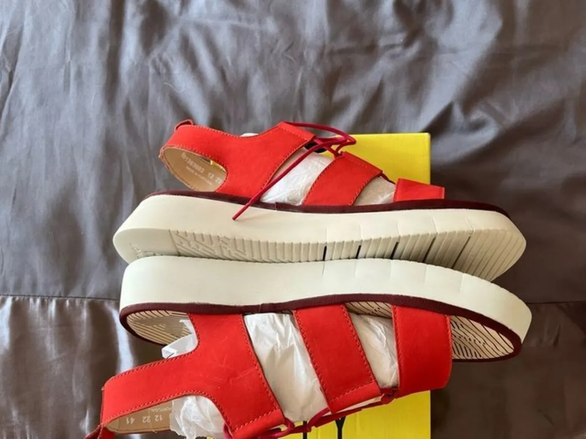 ART Women's Slip on 100% Leather Sandals New 8UK - Image 3