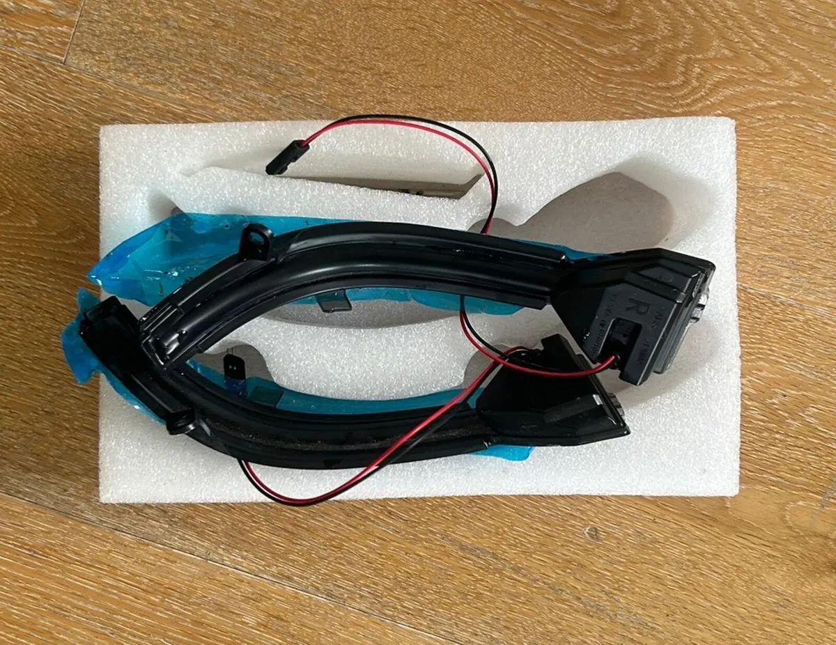 BMW 5 Series F10 Waterfall Indicators - Image 1