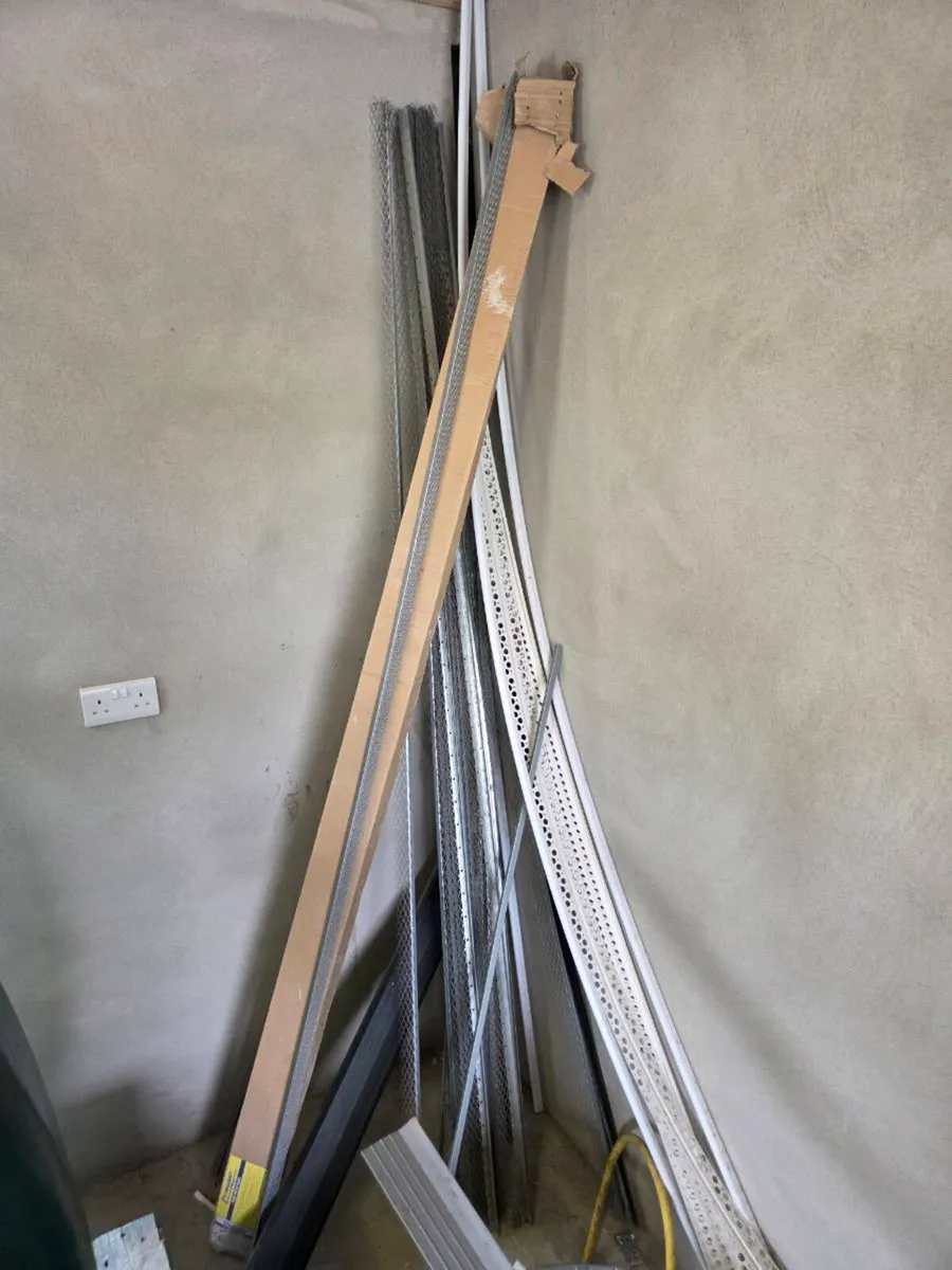 Concrete spacers and corner beads - Image 2