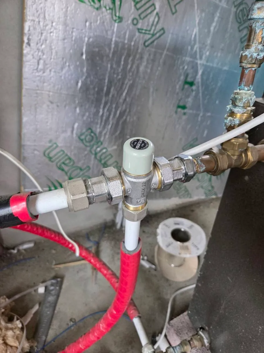 Oil boiler - Image 1