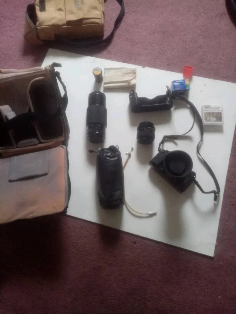 Canon A-1 (vintage) +Lenses - Image 2
