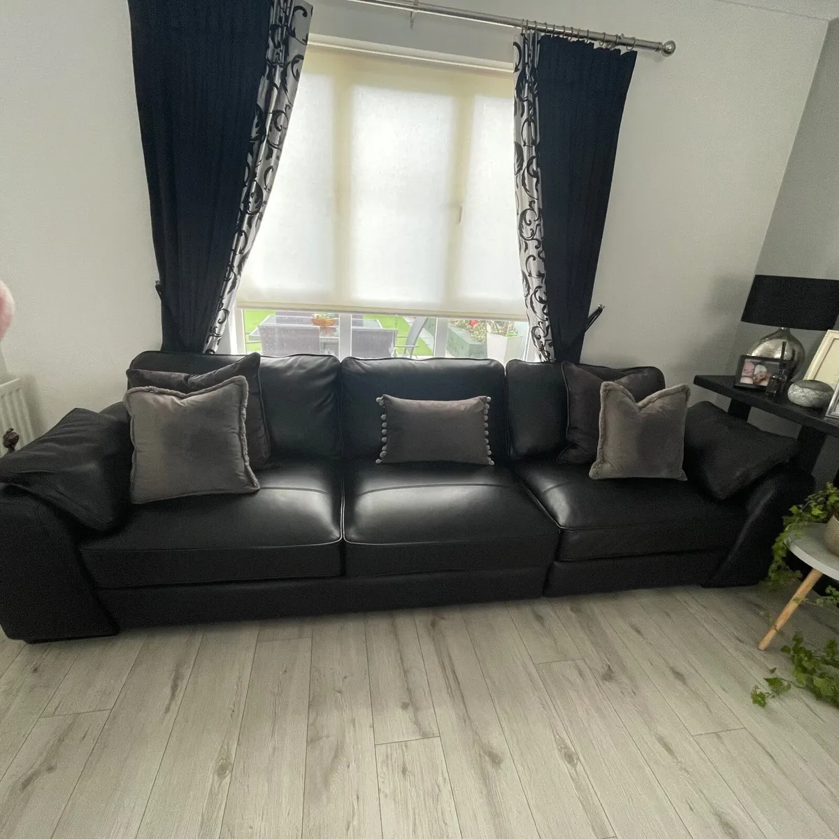 Furniture Black leather - Image 2