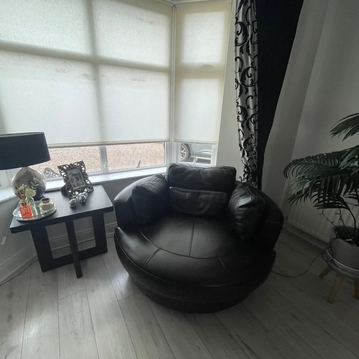 Furniture Black leather - Image 3