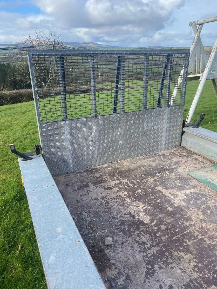 Ivor William trailer - Image 2