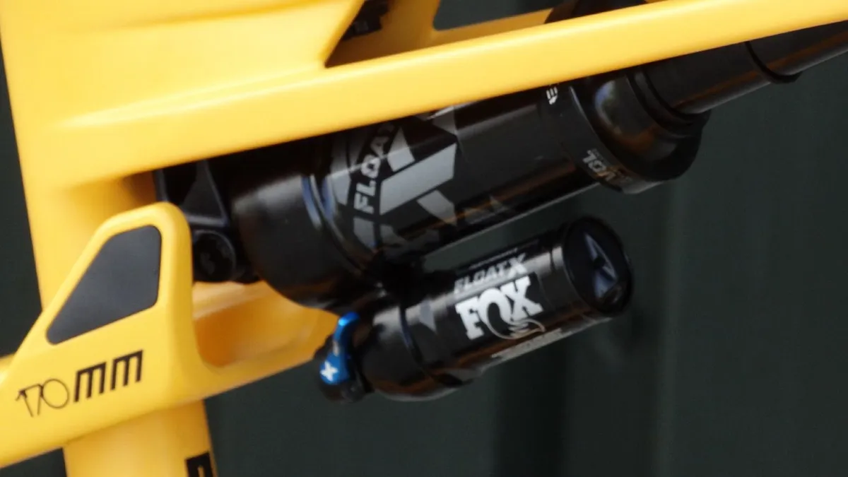 2026 KTM Macina Prowler Elite eMTB - Image 4