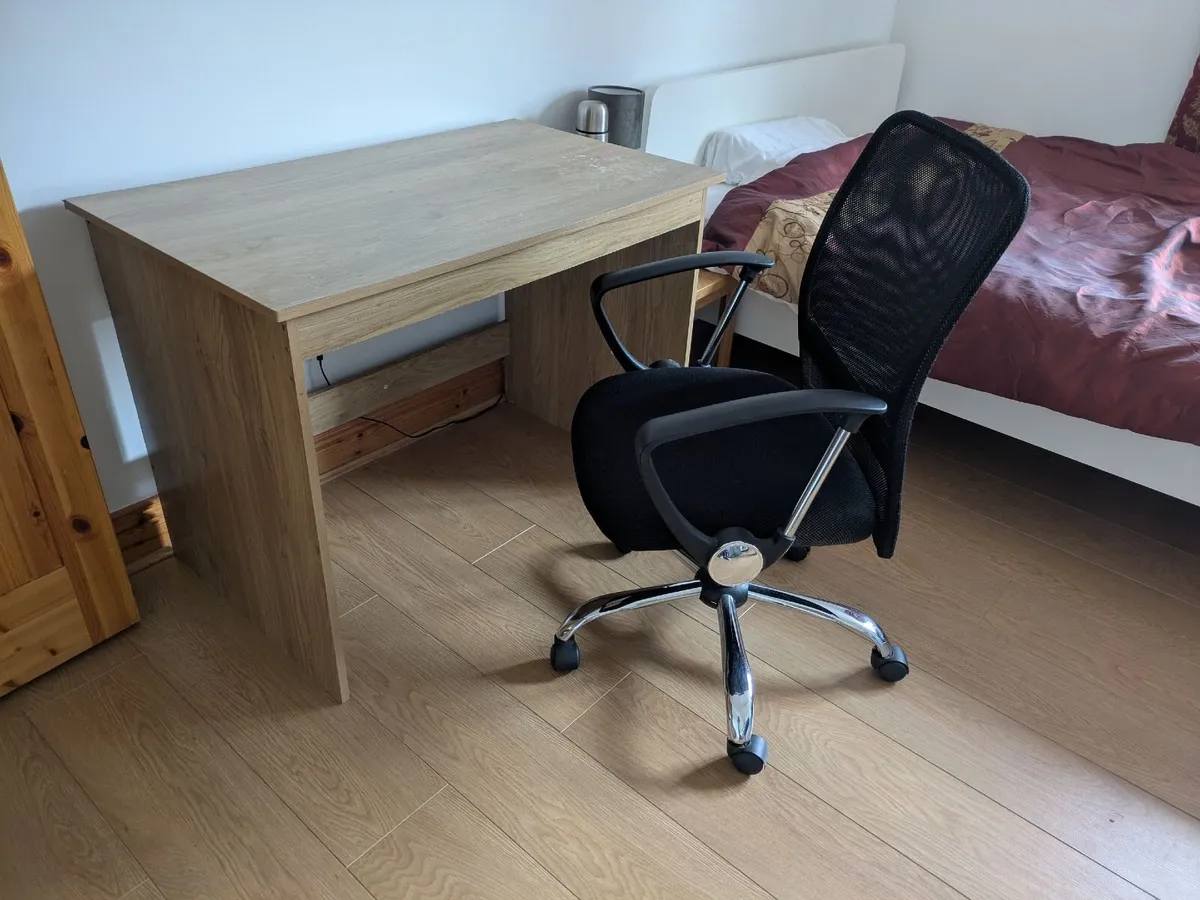 Desk and chair - Image 1